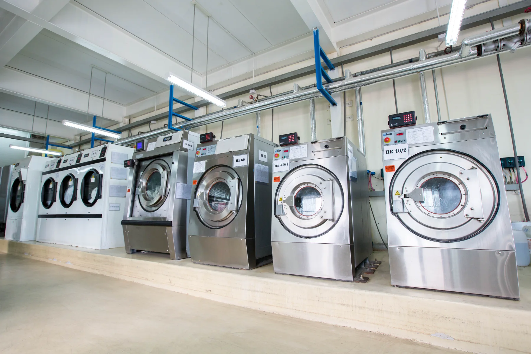Industrial laundry machines for hospital and hotel linen